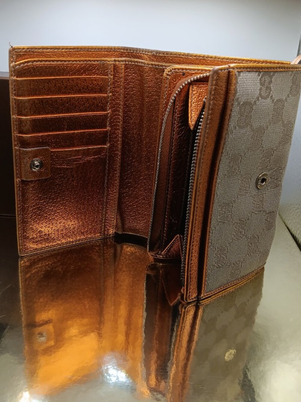 Rare Authentic Gucci Archive 2007 GG Metallic Orange Wallet Y2K Indie Sleaze